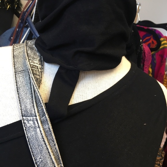 Ninja crop top (with filter pocket!) - Picture 5 of 7